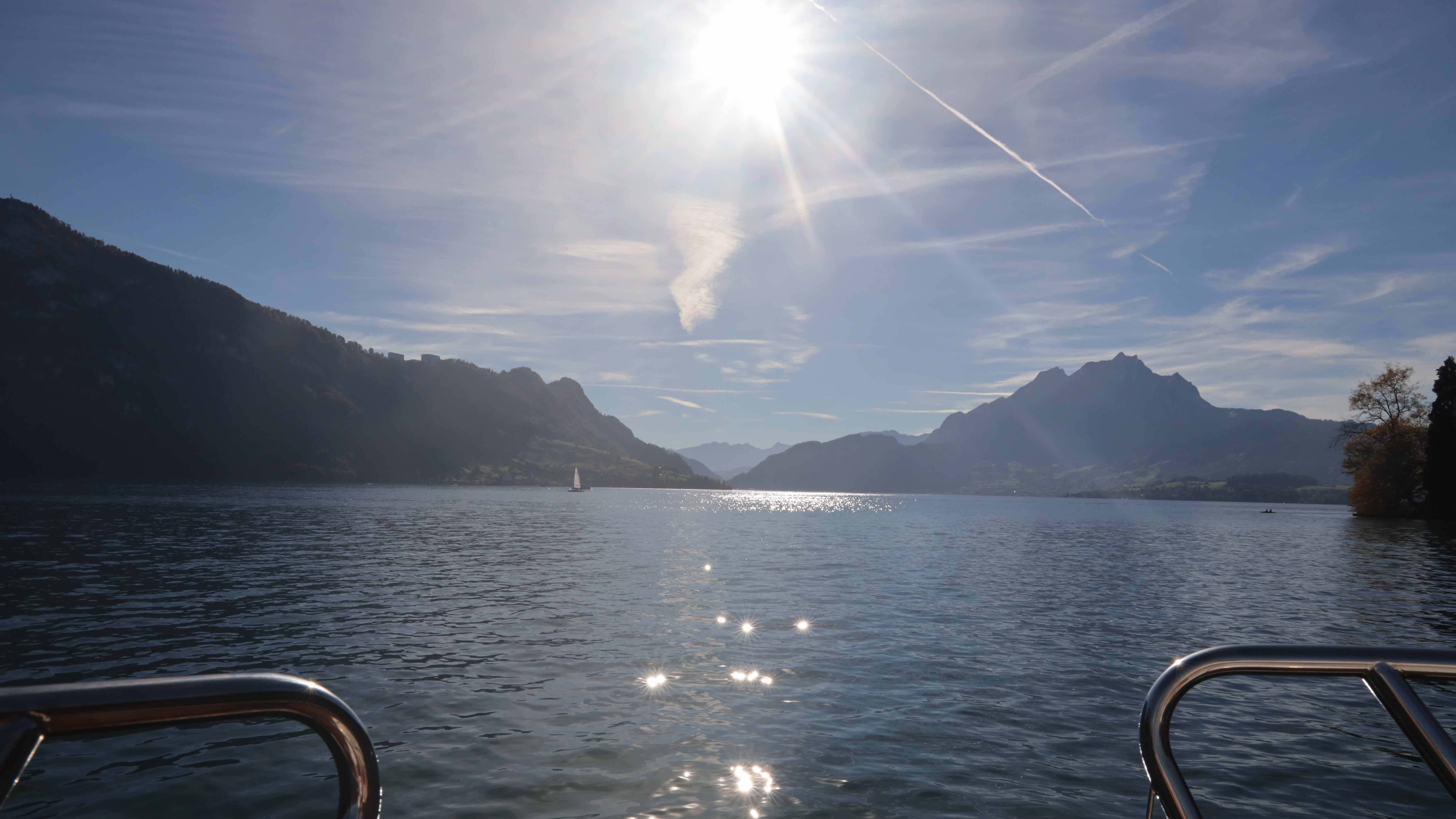Schweiz Luzern Vierwaldstättersse Stimmungsfoto